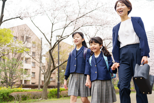 文京区にある老舗和菓子やさんから派遣の依頼